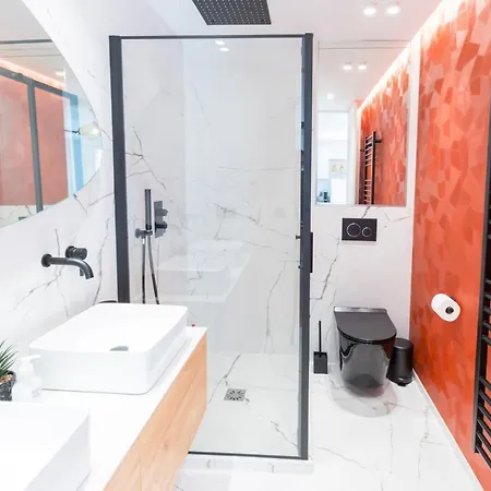 Renaissance - Monaco - 2 Pieces - Parking Daire *